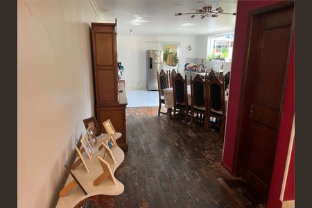 Casa à venda com 3 quartos, 200m² em Socorro, São Paulo