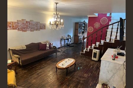 Casa à venda com 3 quartos, 200m² em Socorro, São Paulo