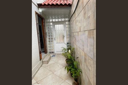 Casa à venda com 180m², 2 quartos e 2 vagas