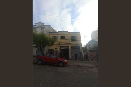 Casa à venda com 375m², 3 quartos e 6 vagas