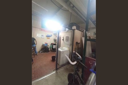 Casa à venda com 375m², 3 quartos e 6 vagas