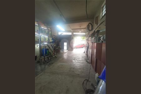 Casa à venda com 375m², 3 quartos e 6 vagas