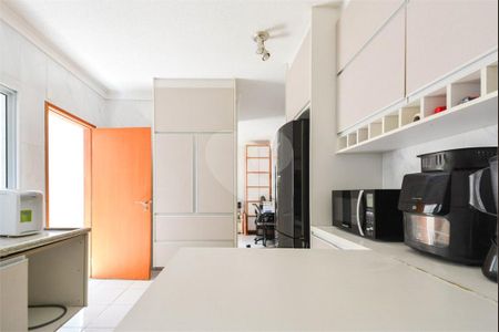 Casa à venda com 4 quartos, 214m² em Mirandópolis, São Paulo