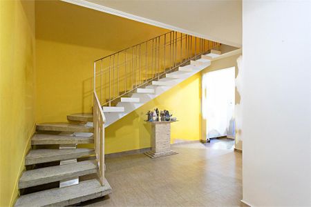 Casa à venda com 243m², 4 quartos e 2 vagas