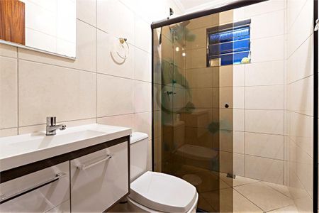 Casa à venda com 4 quartos, 243m² em Jardim Dom Bosco, São Paulo