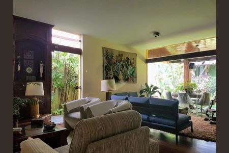 Casa à venda com 3 quartos, 320m² em Brooklin, São Paulo