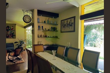 Casa à venda com 3 quartos, 320m² em Brooklin, São Paulo