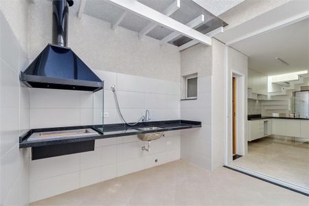 Casa à venda com 110m², 3 quartos e 2 vagas