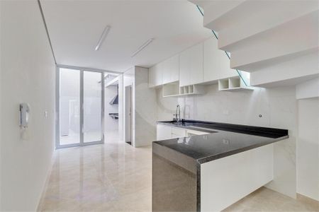 Casa à venda com 110m², 3 quartos e 2 vagas