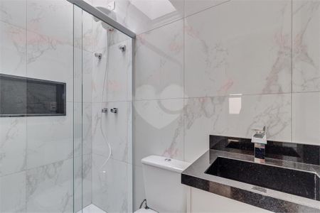 Casa à venda com 110m², 3 quartos e 2 vagas