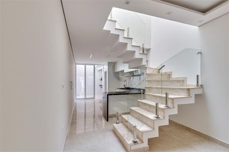 Casa à venda com 110m², 3 quartos e 2 vagas