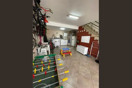 Casa à venda com 3 quartos, 180m² em Vila Metalúrgica, Santo André