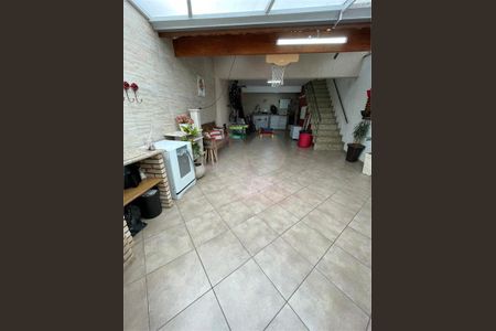 Casa à venda com 3 quartos, 180m² em Vila Metalúrgica, Santo André