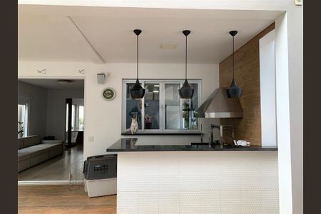 Casa à venda com 4 quartos, 278m² em Vila Cruzeiro, São Paulo
