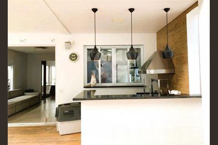 Casa à venda com 4 quartos, 278m² em Vila Cruzeiro, São Paulo