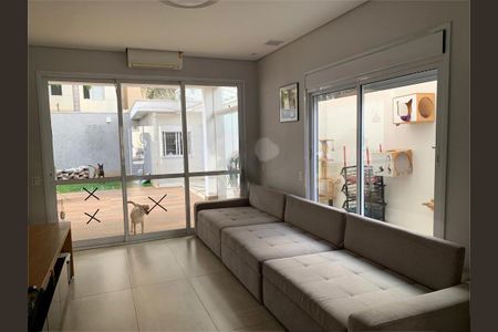 Casa à venda com 4 quartos, 278m² em Vila Cruzeiro, São Paulo