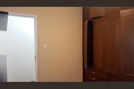 Casa à venda com 3 quartos, 180m² em Vila Cordeiro, São Paulo