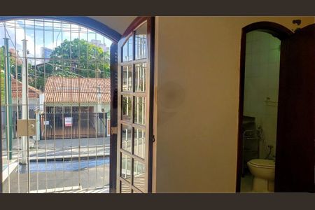 Casa à venda com 3 quartos, 180m² em Vila Cordeiro, São Paulo