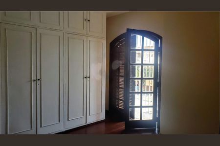 Casa à venda com 3 quartos, 180m² em Vila Cordeiro, São Paulo