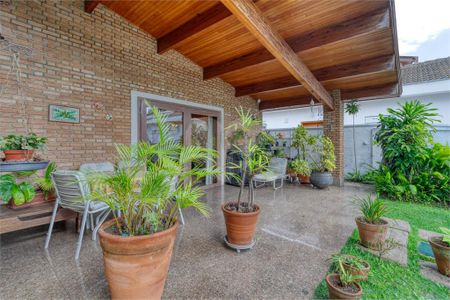 Casa à venda com 3 quartos, 413m² em Santo Amaro, São Paulo