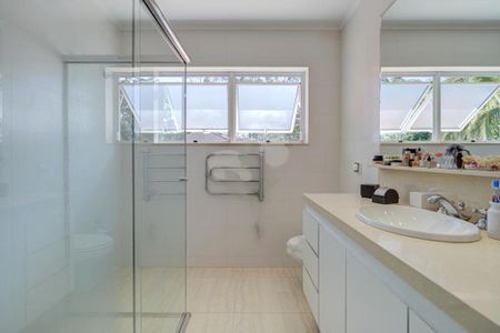 Casa à venda com 3 quartos, 328m² em Socorro, São Paulo