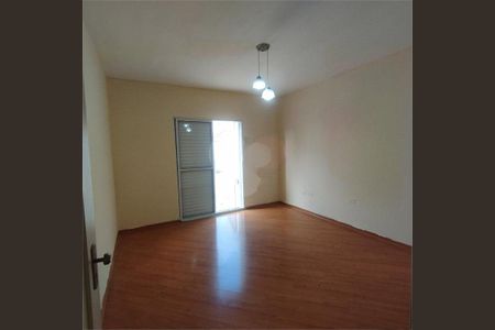 Casa à venda com 115m², 2 quartos e 1 vaga