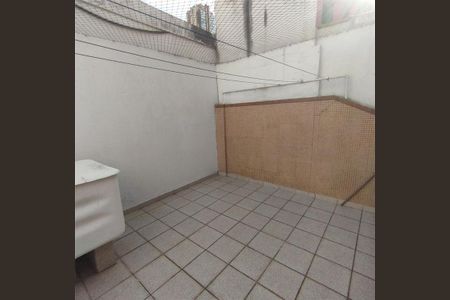 Casa à venda com 115m², 2 quartos e 1 vaga