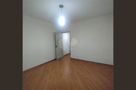 Casa à venda com 115m², 2 quartos e 1 vaga