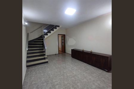 Casa à venda com 115m², 2 quartos e 1 vaga