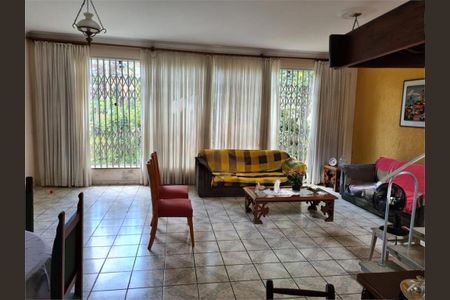 Casa à venda com 400m², 3 quartos e 5 vagas