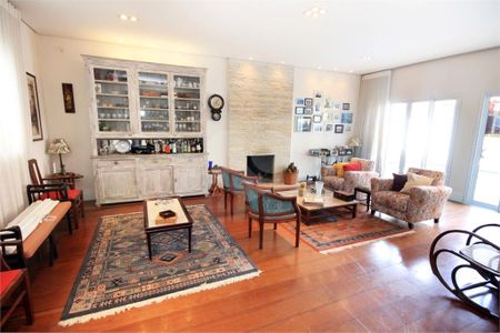 Casa à venda com 5 quartos, 330m² em Brooklin, São Paulo