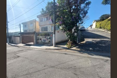 Fachada de casa à venda com 3 quartos, 145m² em Vila Sao Paulo, São Paulo