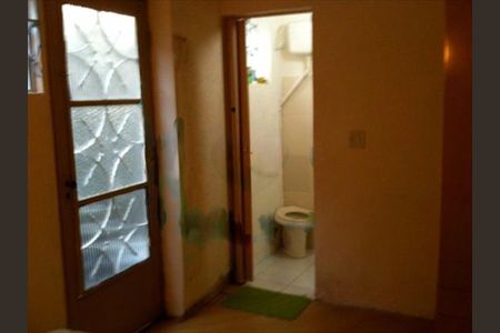 Casa à venda com 130m², 8 quartos e 2 vagas