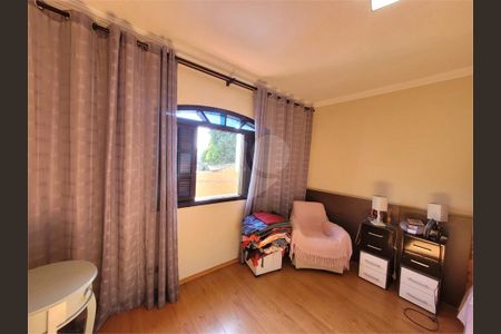 Casa à venda com 3 quartos, 281m² em Vila do Castelo, São Paulo