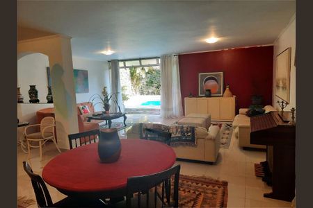 Casa à venda com 5 quartos, 600m² em Jardim Marajoara, São Paulo