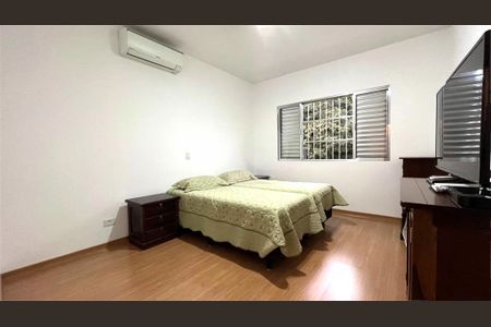 Casa à venda com 4 quartos, 193m² em Vila Dom Pedro I, São Paulo