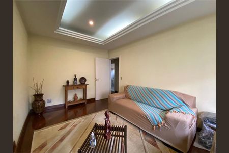 Casa à venda com 3 quartos, 150m² em Cidade Vargas, São Paulo