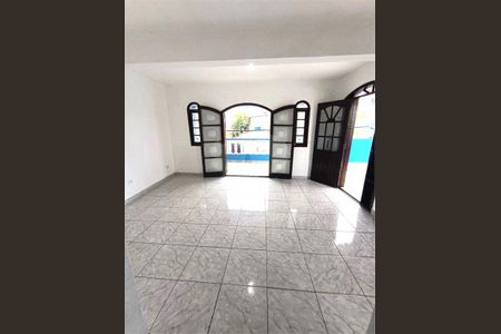 Casa à venda com 7 quartos, 300m² em Vila Alpina, São Paulo