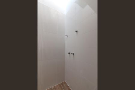 Casa à venda com 66m², 2 quartos e 1 vagaBanheiro Social