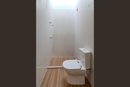 Casa à venda com 66m², 2 quartos e 1 vagaBanheiro da Suíte