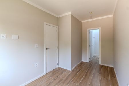 Suíte de casa à venda com 2 quartos, 66m² em Hípica, Porto Alegre