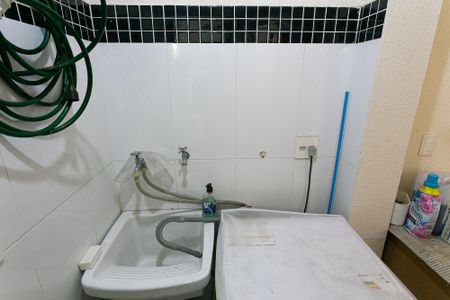 Casa à venda com 350m², 3 quartos e 5 vagas Casa à venda com 350m², 3 quartos e 5 vagasÁrea de Serviço