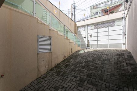 Casa à venda com 350m², 3 quartos e 5 vagas Casa à venda com 350m², 3 quartos e 5 vagasGaragem