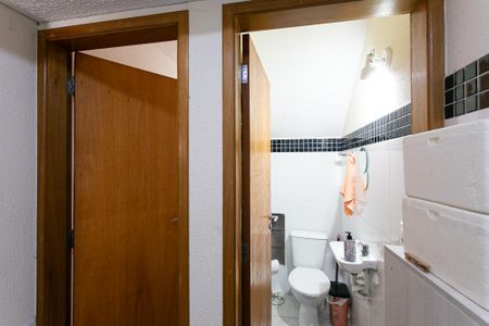 Casa à venda com 350m², 3 quartos e 5 vagas Casa à venda com 350m², 3 quartos e 5 vagasBanheiro de Serviço