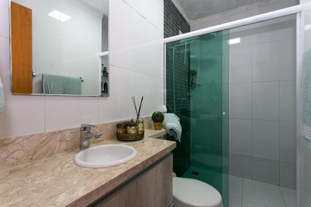 Casa à venda com 350m², 3 quartos e 5 vagas Casa à venda com 350m², 3 quartos e 5 vagasBanheiro da Suíte 1