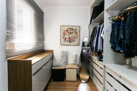 Casa à venda com 350m², 3 quartos e 5 vagas Casa à venda com 350m², 3 quartos e 5 vagasSuíte 2