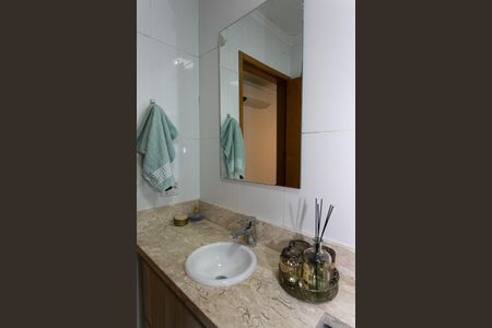 Casa à venda com 350m², 3 quartos e 5 vagas Casa à venda com 350m², 3 quartos e 5 vagasBanheiro da Suíte 1