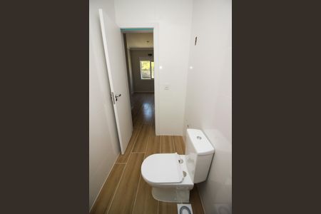 Casa à venda com 66m², 2 quartos e 1 vagaBanheiro da Suíte