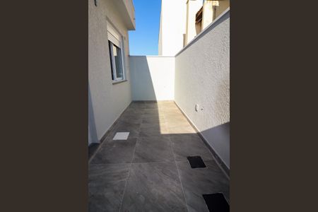 Casa à venda com 66m², 2 quartos e 1 vagaÁrea de Serviço