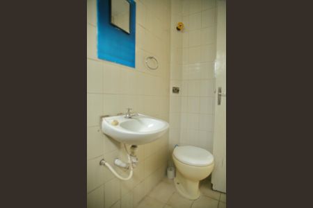 Casa à venda com 250m², 2 quartos e sem vagaBanheiro de Serviço